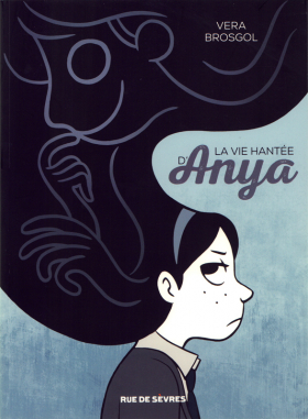 couverture comics La Vie hantée d'Anya