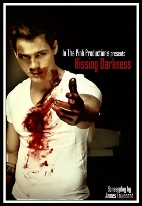 couverture film Kissing Darkness