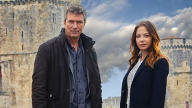 couverture film Meurtres à la Rochelle