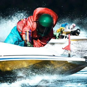 couverture jeu vidéo Battle of 6 BOAT RACE