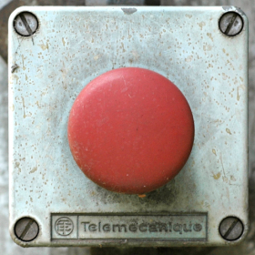 couverture jeu vidéo Hot Buttons