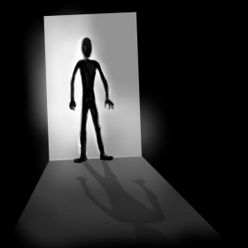 couverture jeu vidéo Un couloir sombre - échapper à la Maison Hantée